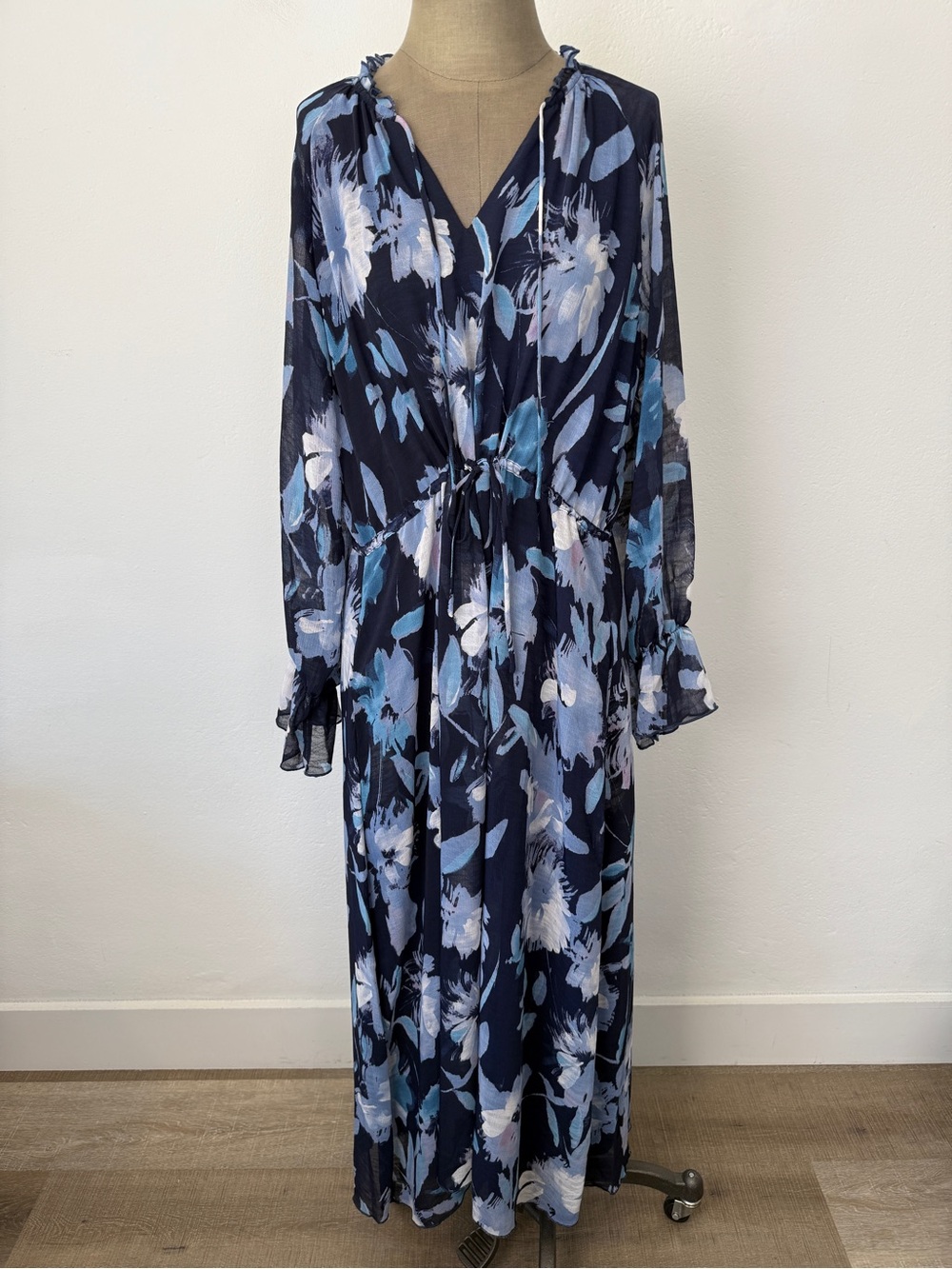 Steve Madden Size XL Elexa Blue Floral Long Sleeve Chiffon Midi Dress